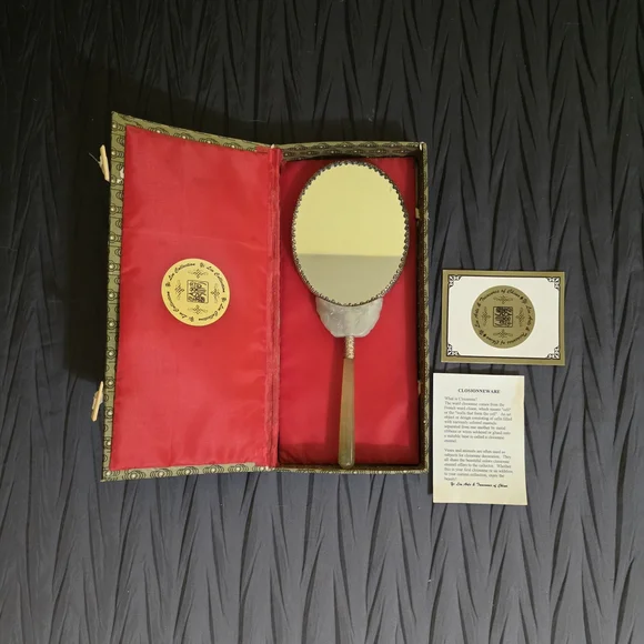 Yi Lin Arts And Treasures China Mirror - Picture 3 of 5